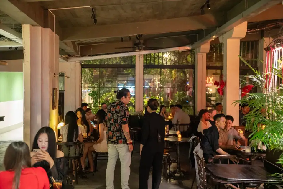 Không gian Xi Nê Bistro & Jazz